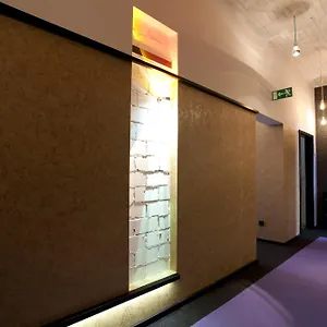 Hotel Cristall - Frankfurt