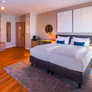 Ramada Encore By Wyndham Messe מינכן